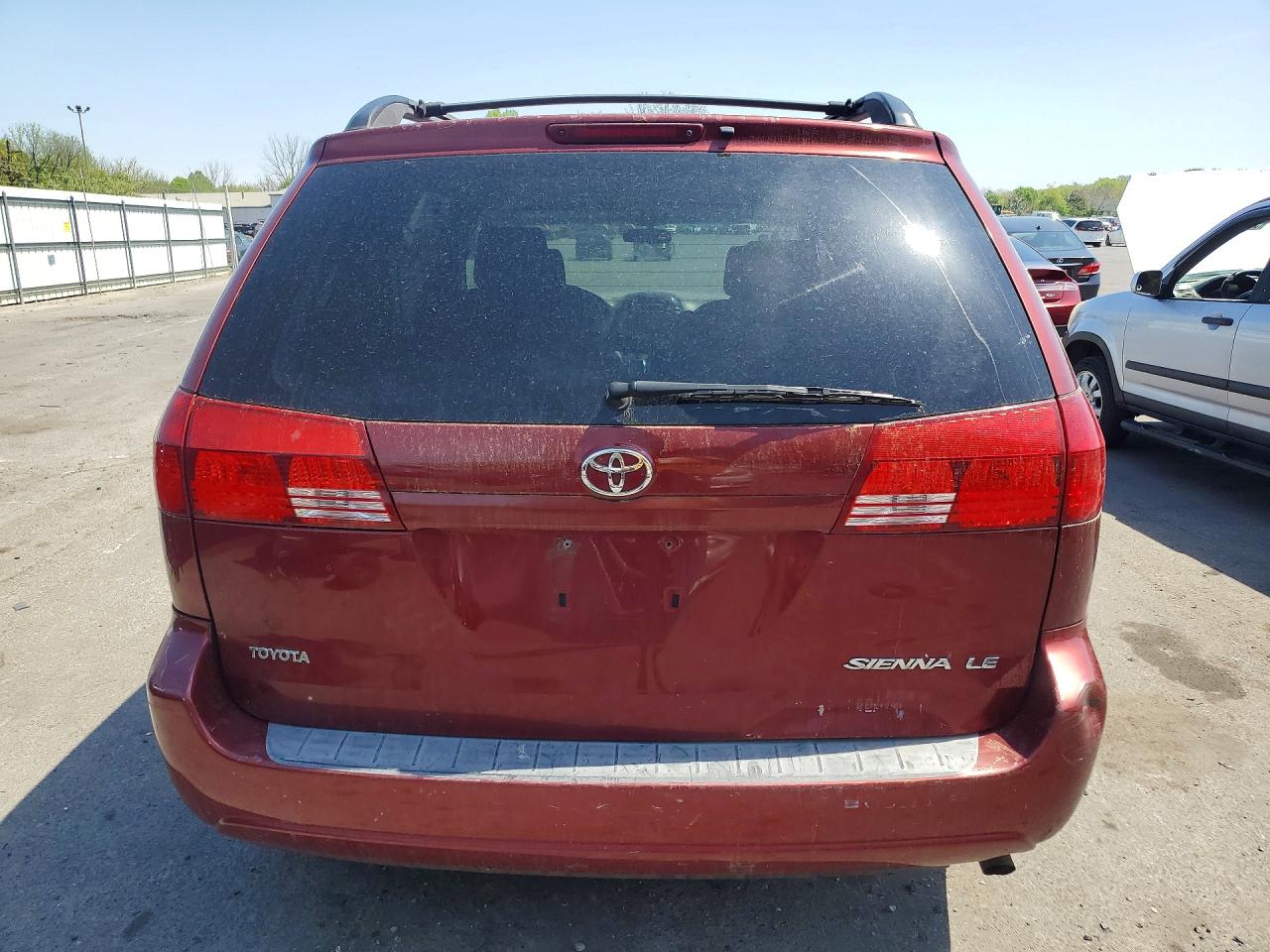 2005 TOYOTA SIENNA
