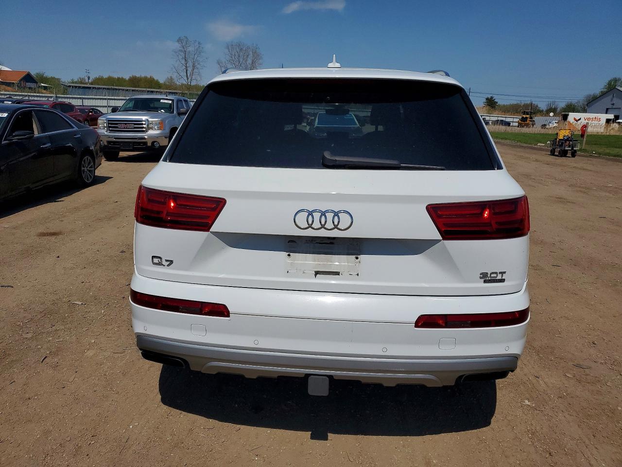 2017 AUDI Q7