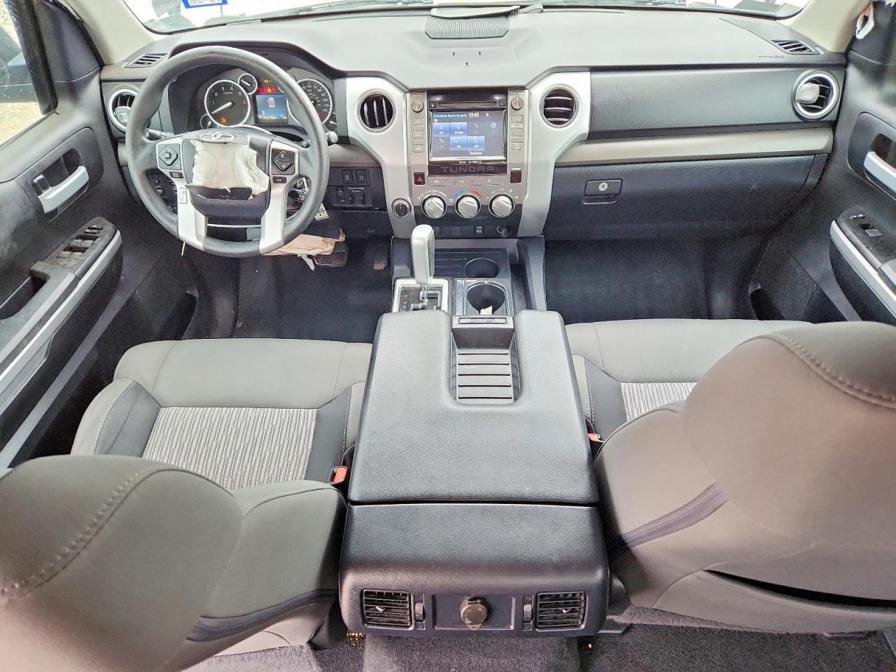 2017 TOYOTA TUNDRA