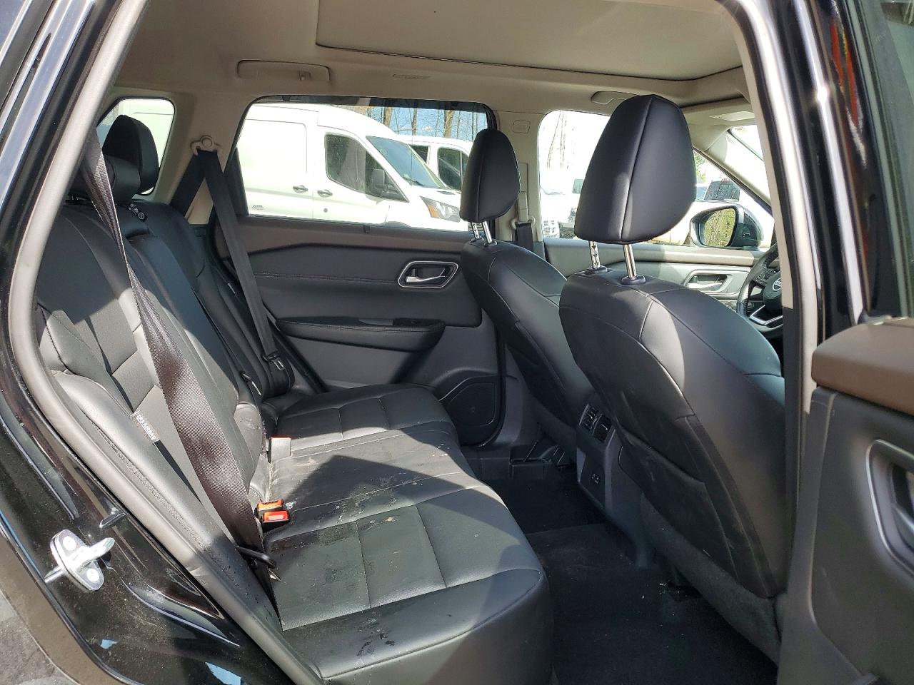 2021 NISSAN ROGUE