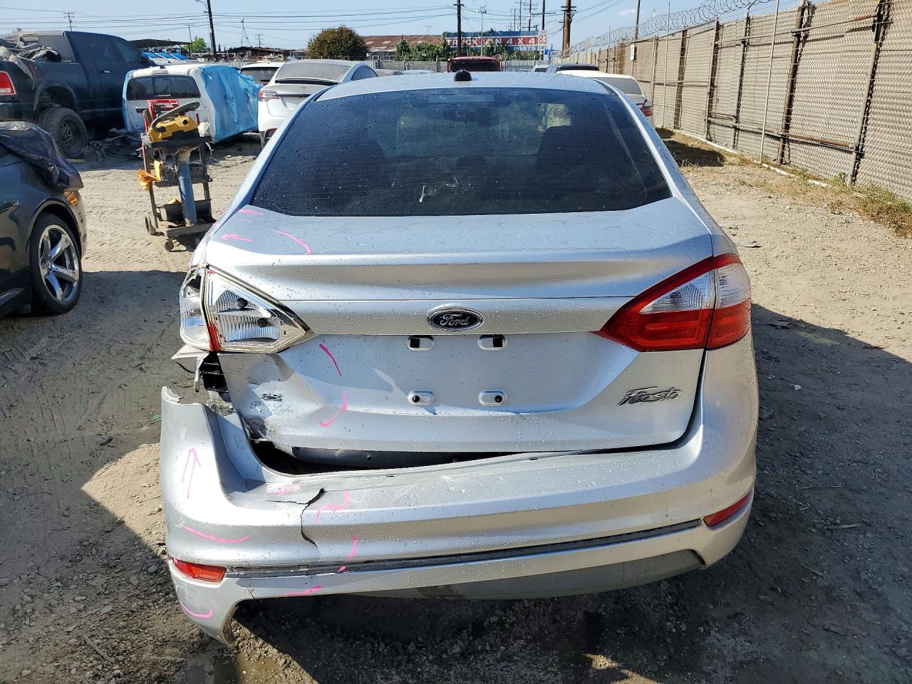 2015 FORD FIESTA