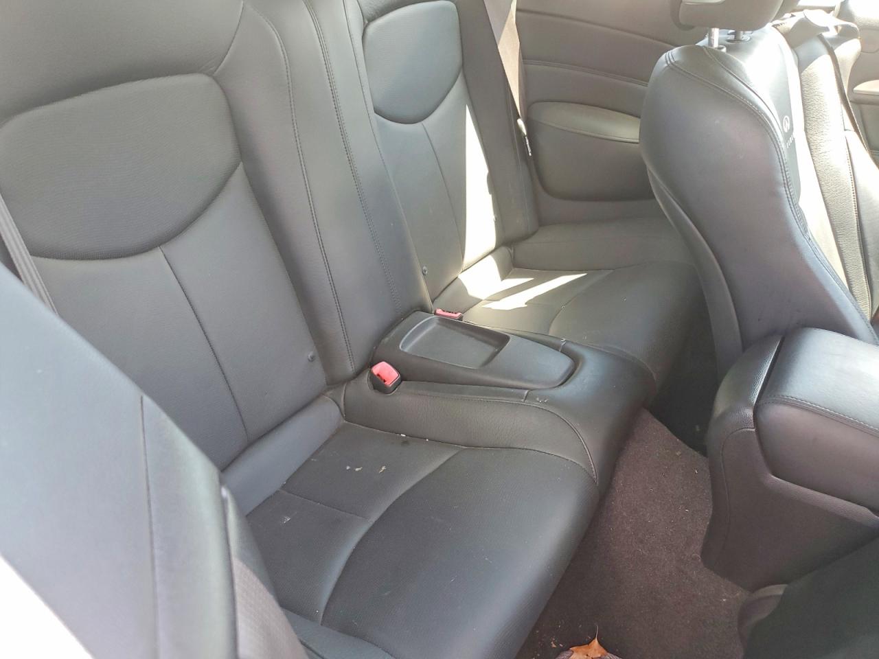 2012 INFINITI G37