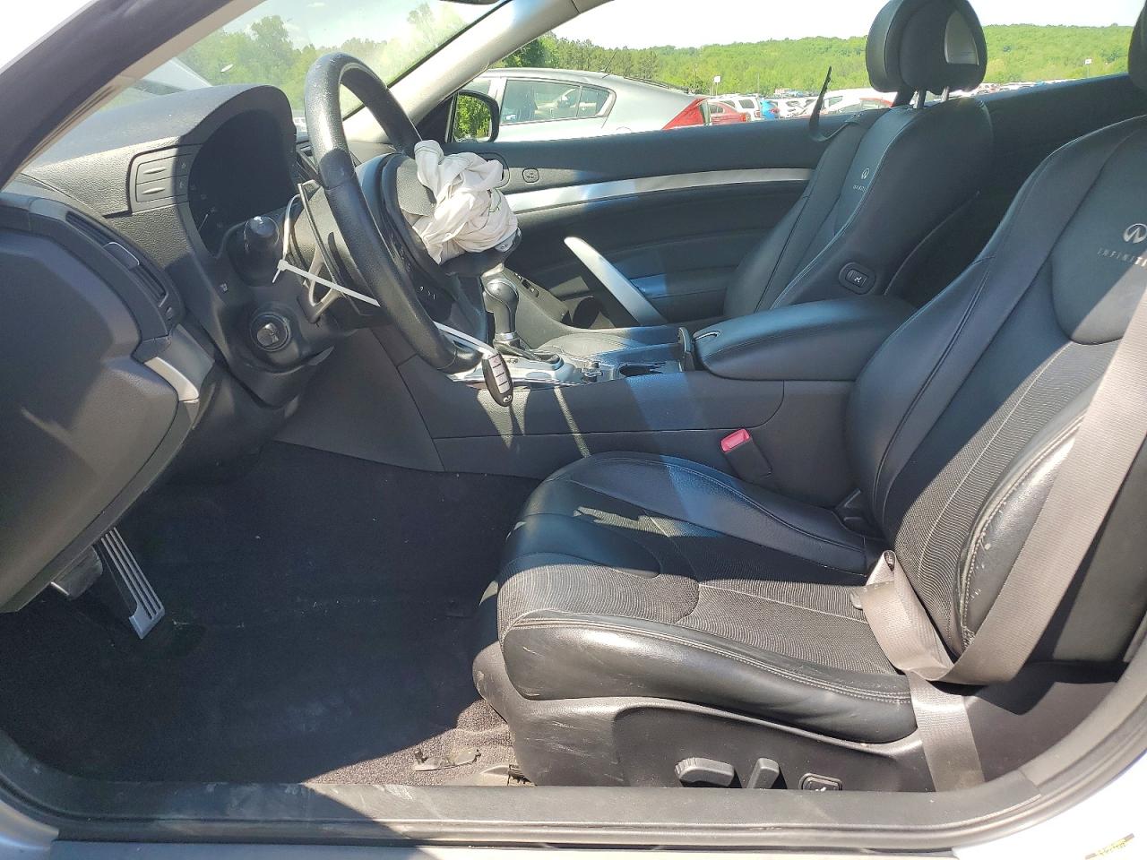 2012 INFINITI G37
