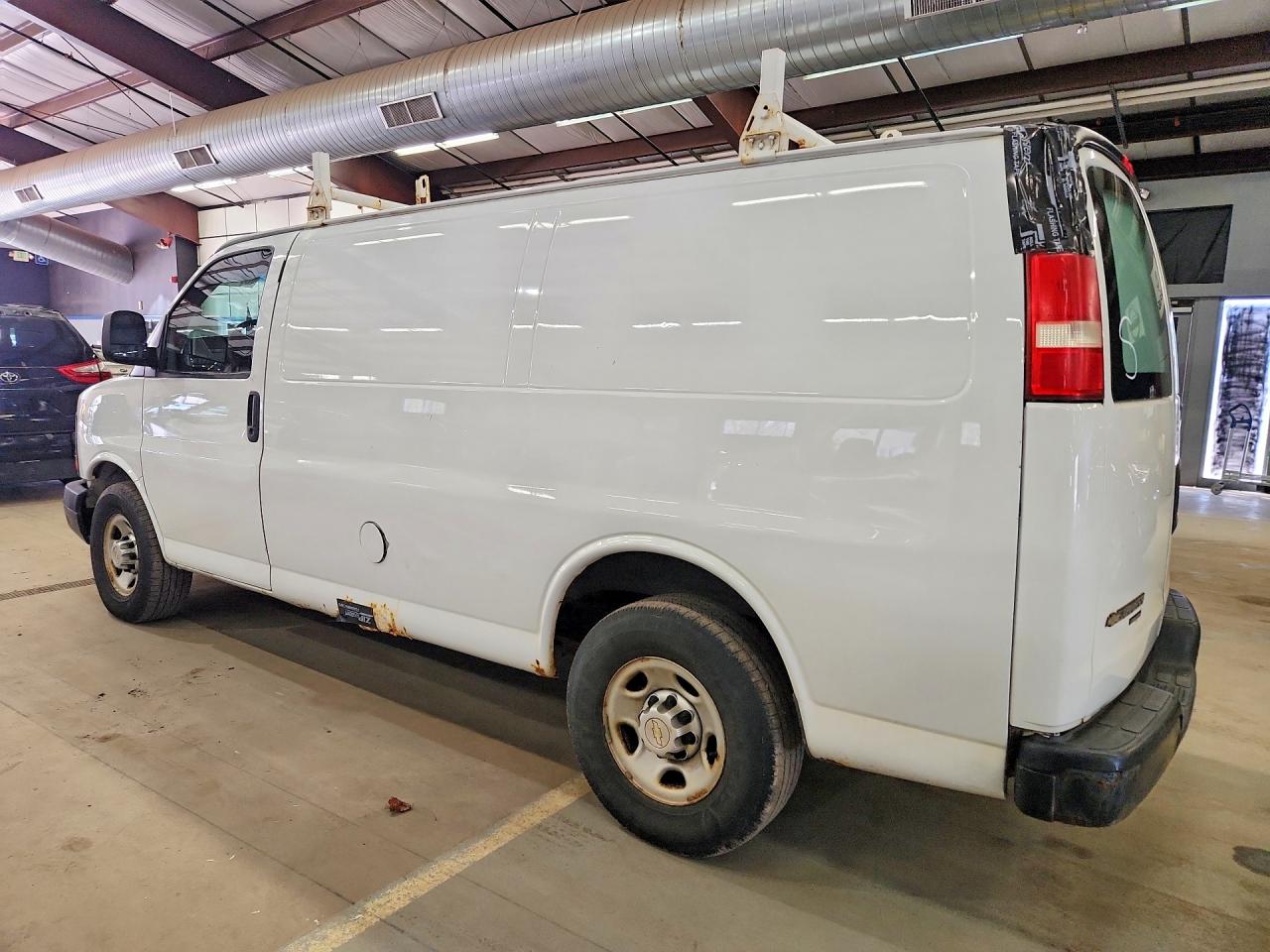 2014 CHEV EXPRESS