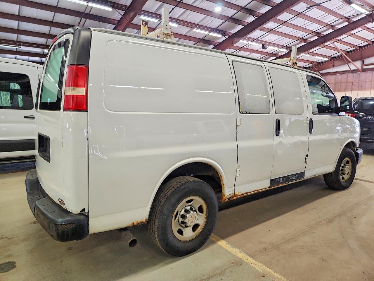 2014 CHEV EXPRESS