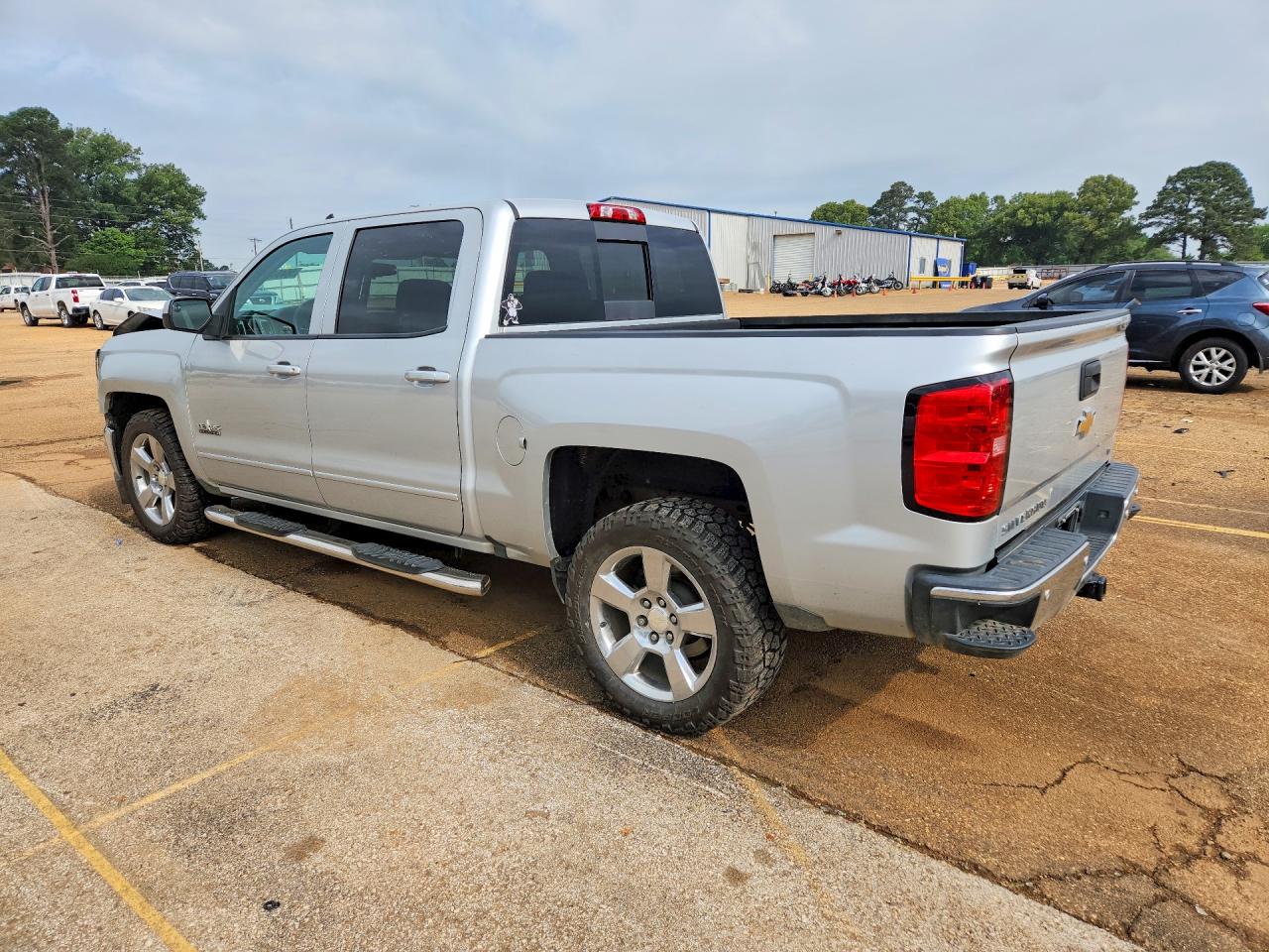 2017 CHEVROLET SILVERADO