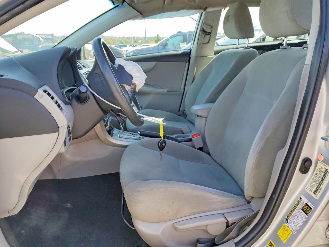 2013 TOYOTA COROLLA