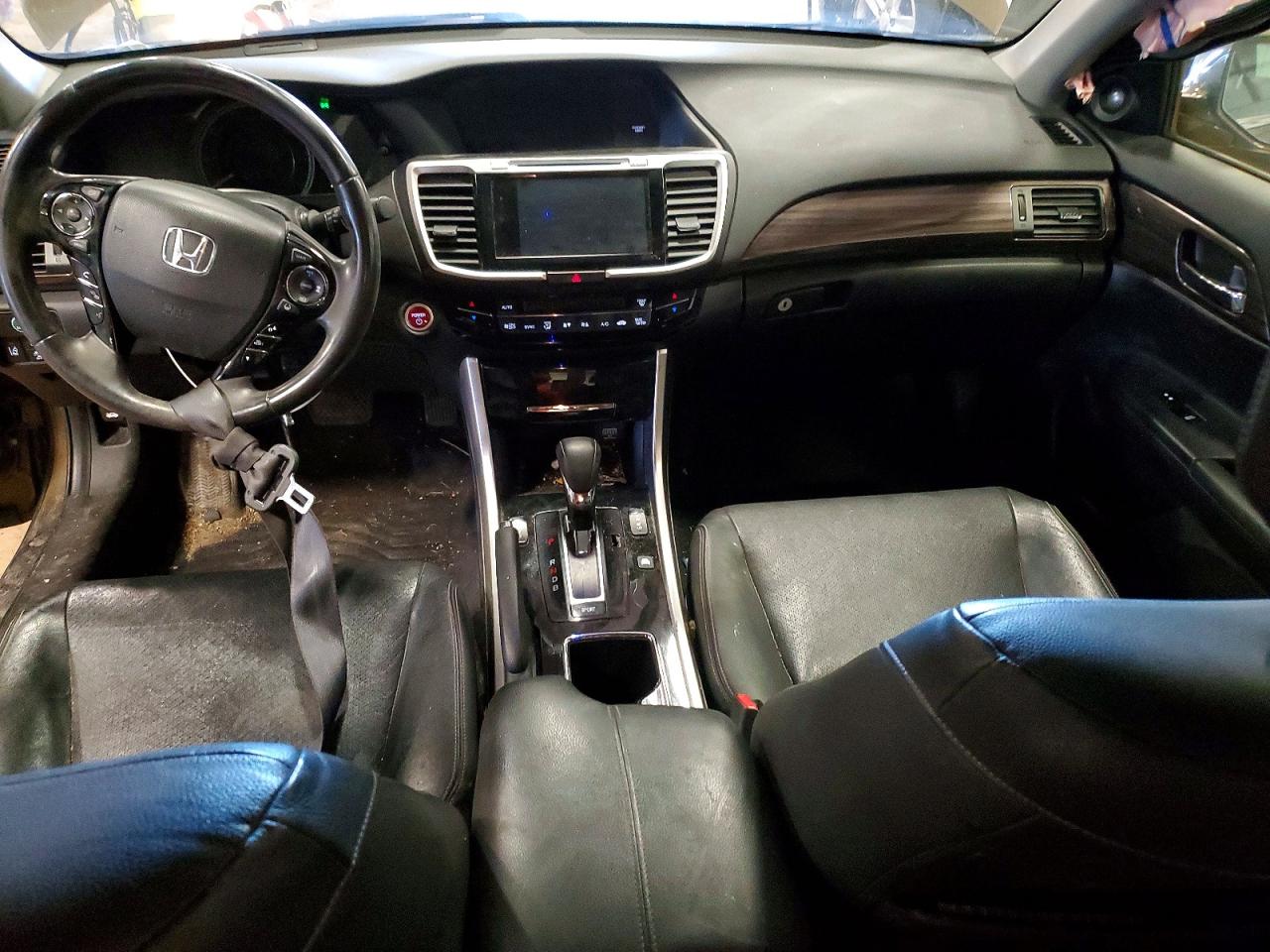 2017 HONDA ACCORD