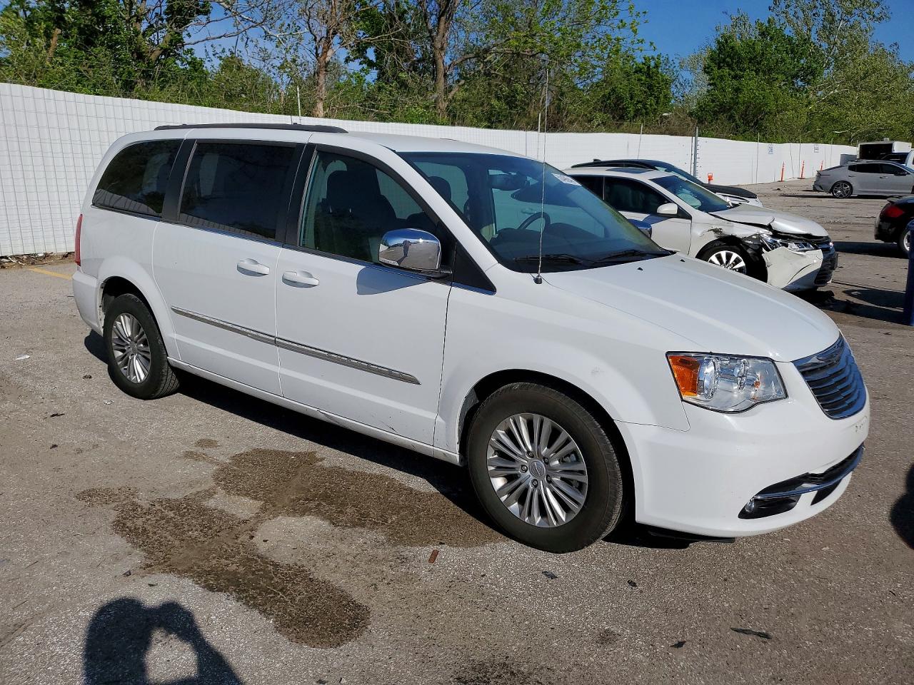 2015 CHRYSLER MINIVAN