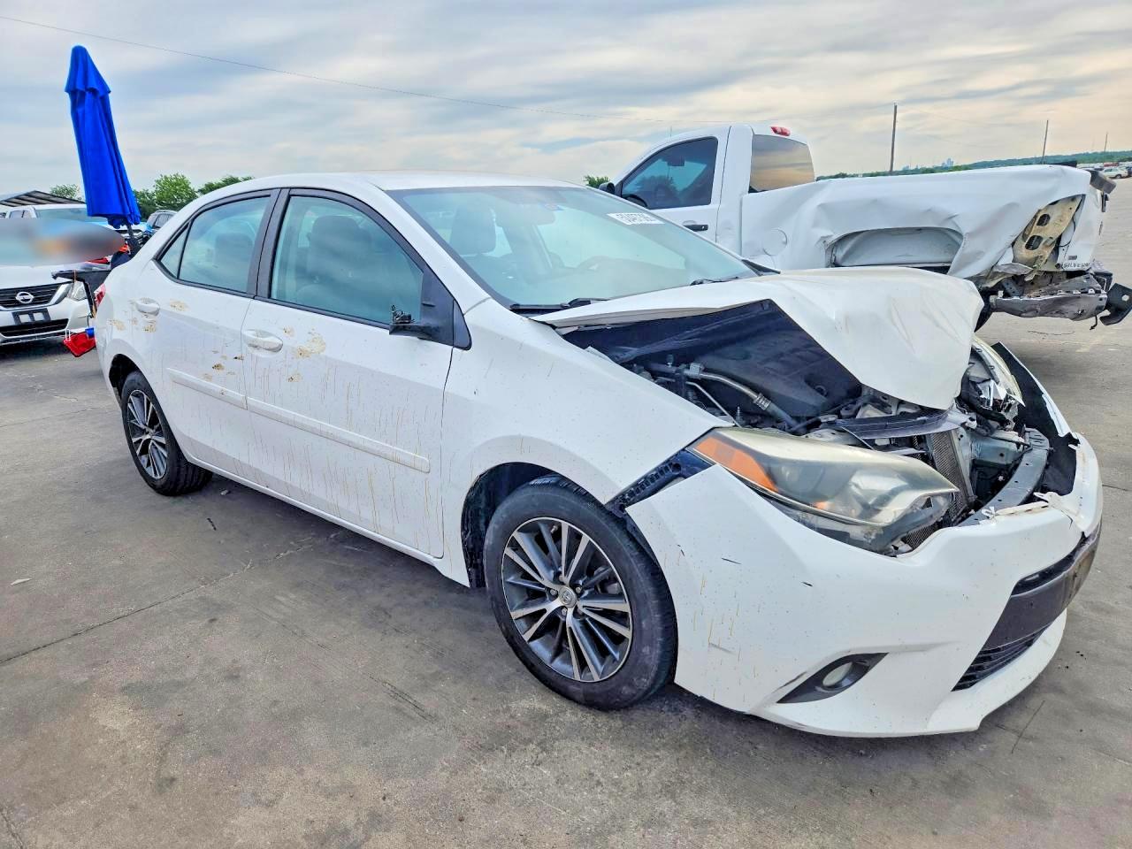 2016 TOYOTA COROLLA
