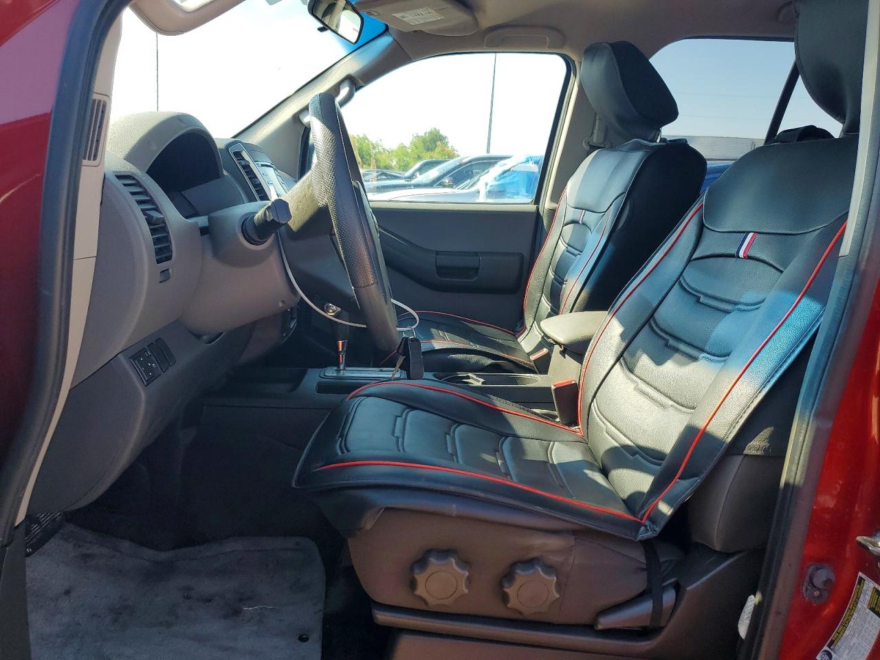 2013 NISSAN XTERRA