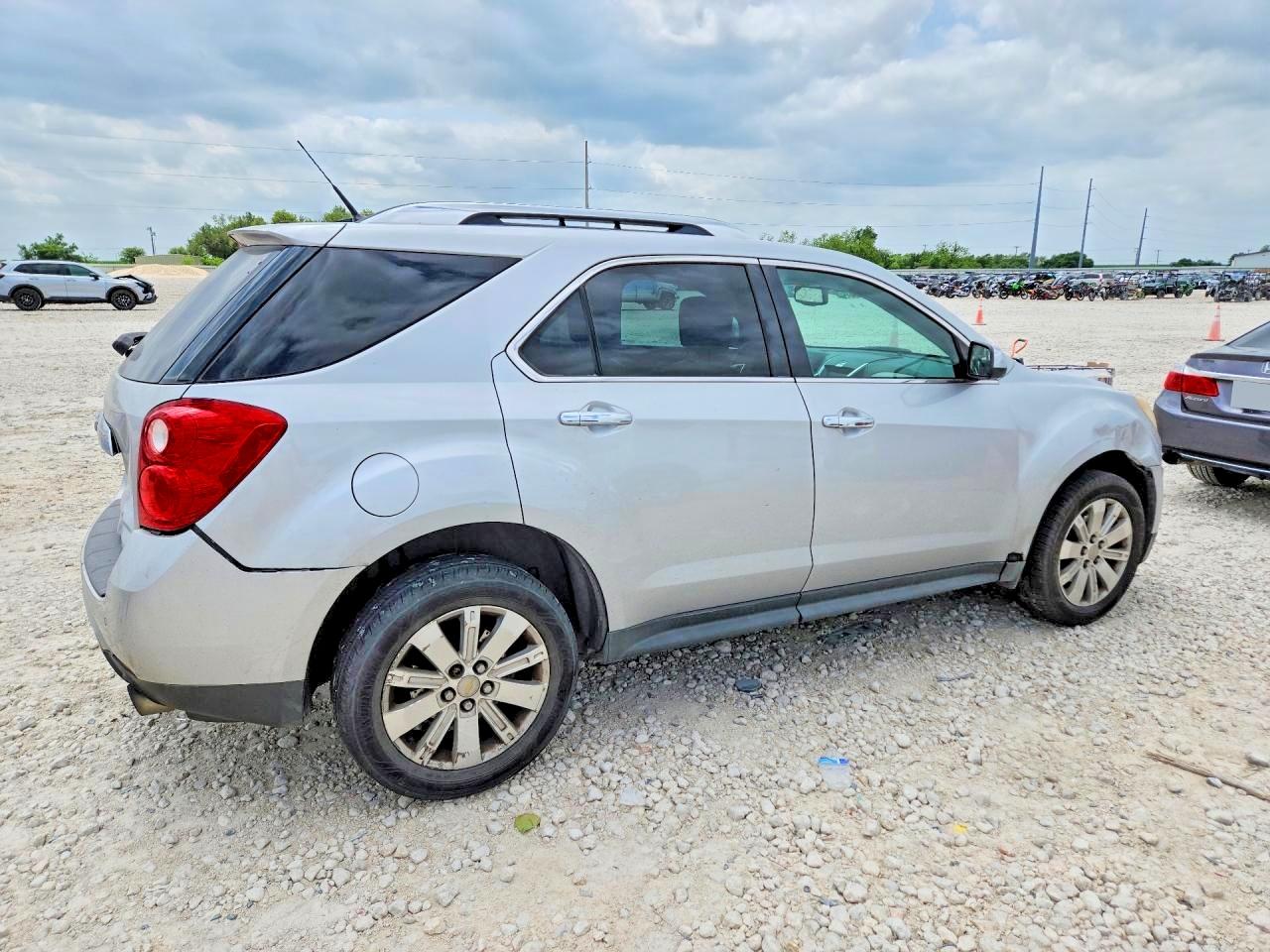 2011 CHEVROLET EQUINOX