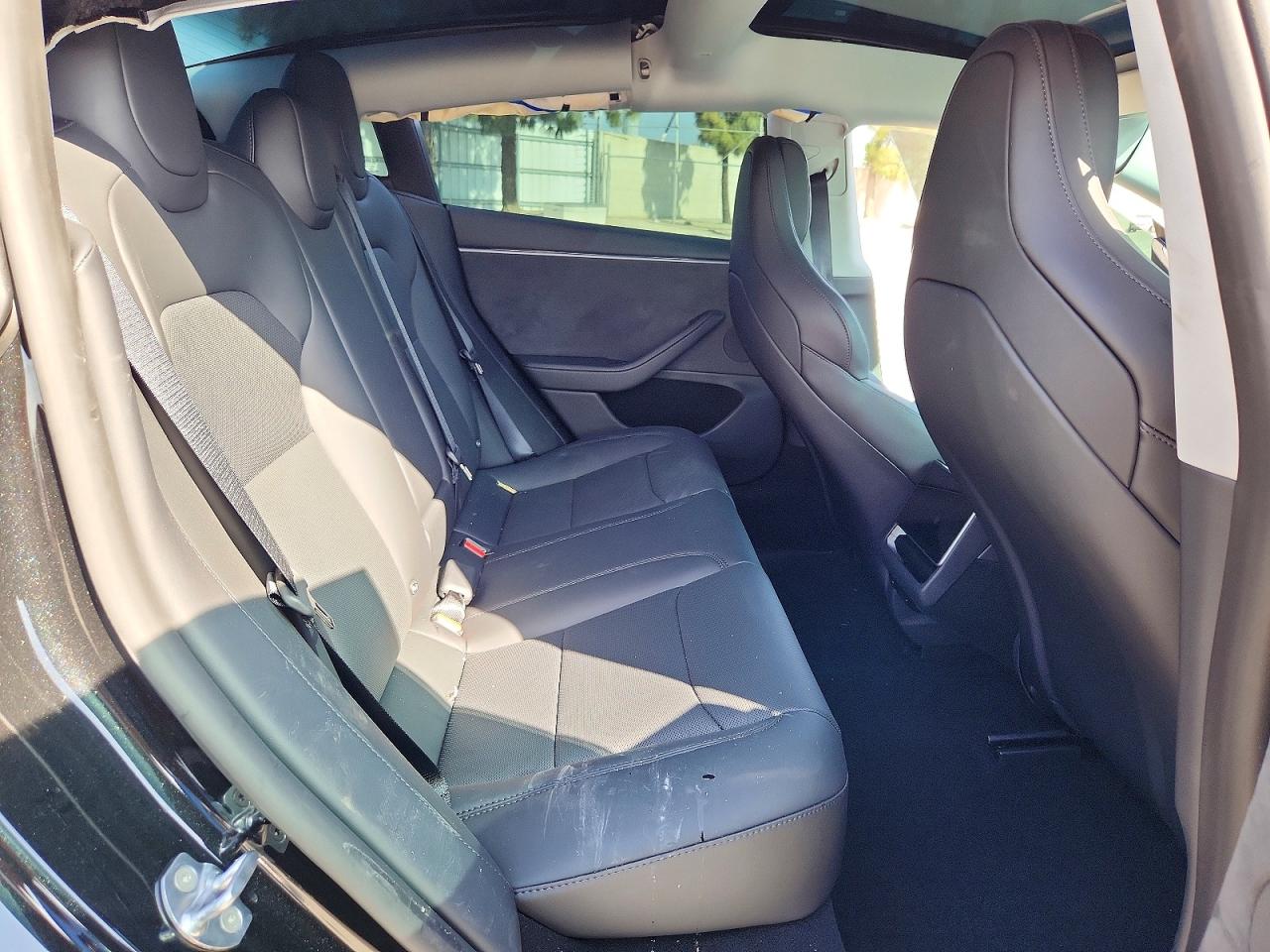 2026 TESLA MODEL 3