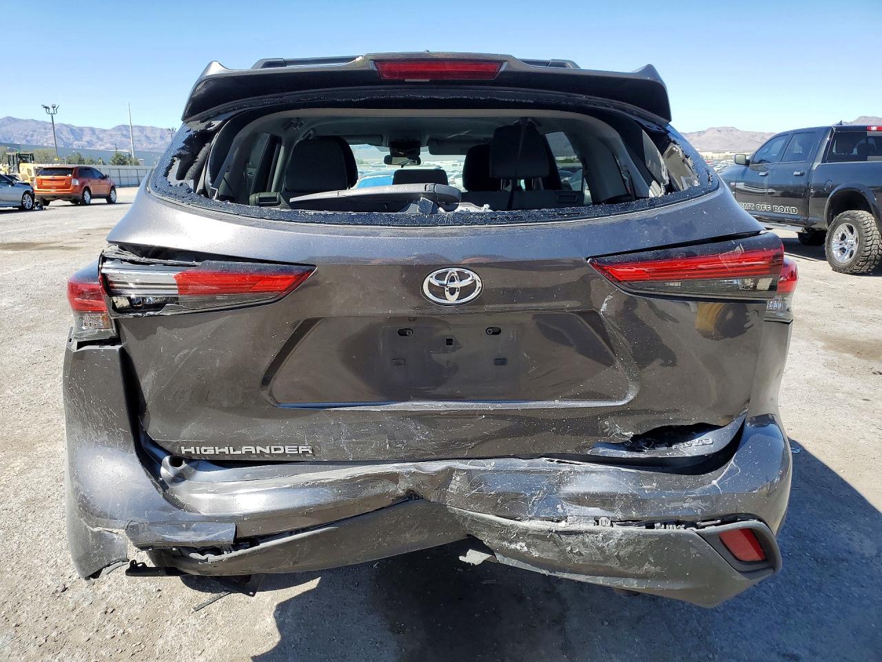 2022 TOYOTA HIGHLANDER