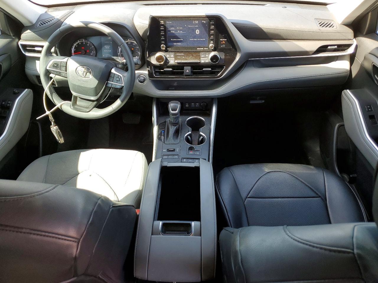 2022 TOYOTA HIGHLANDER