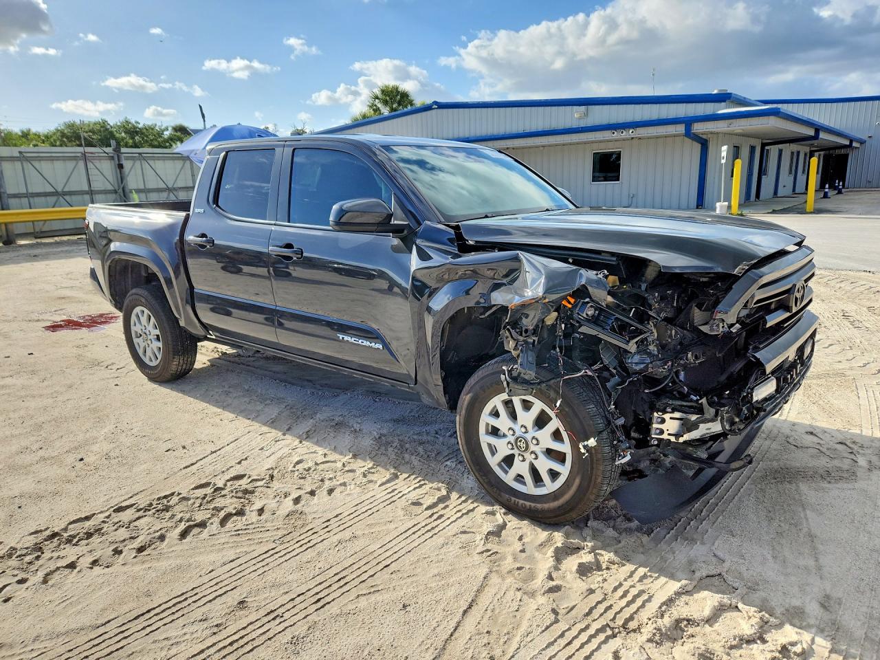 2025 TOYOTA TACOMA