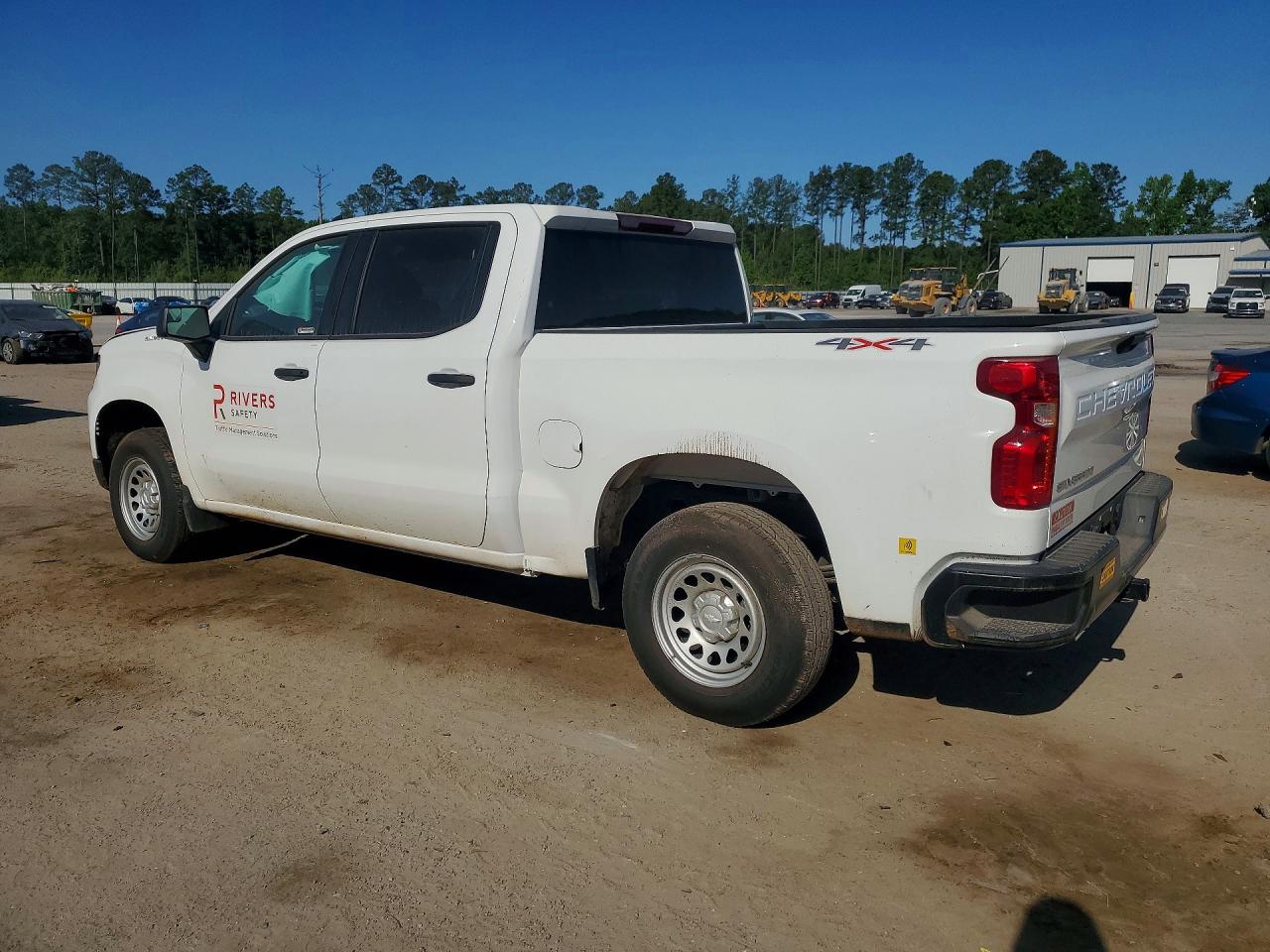 2025 CHEVROLET SILVERADO