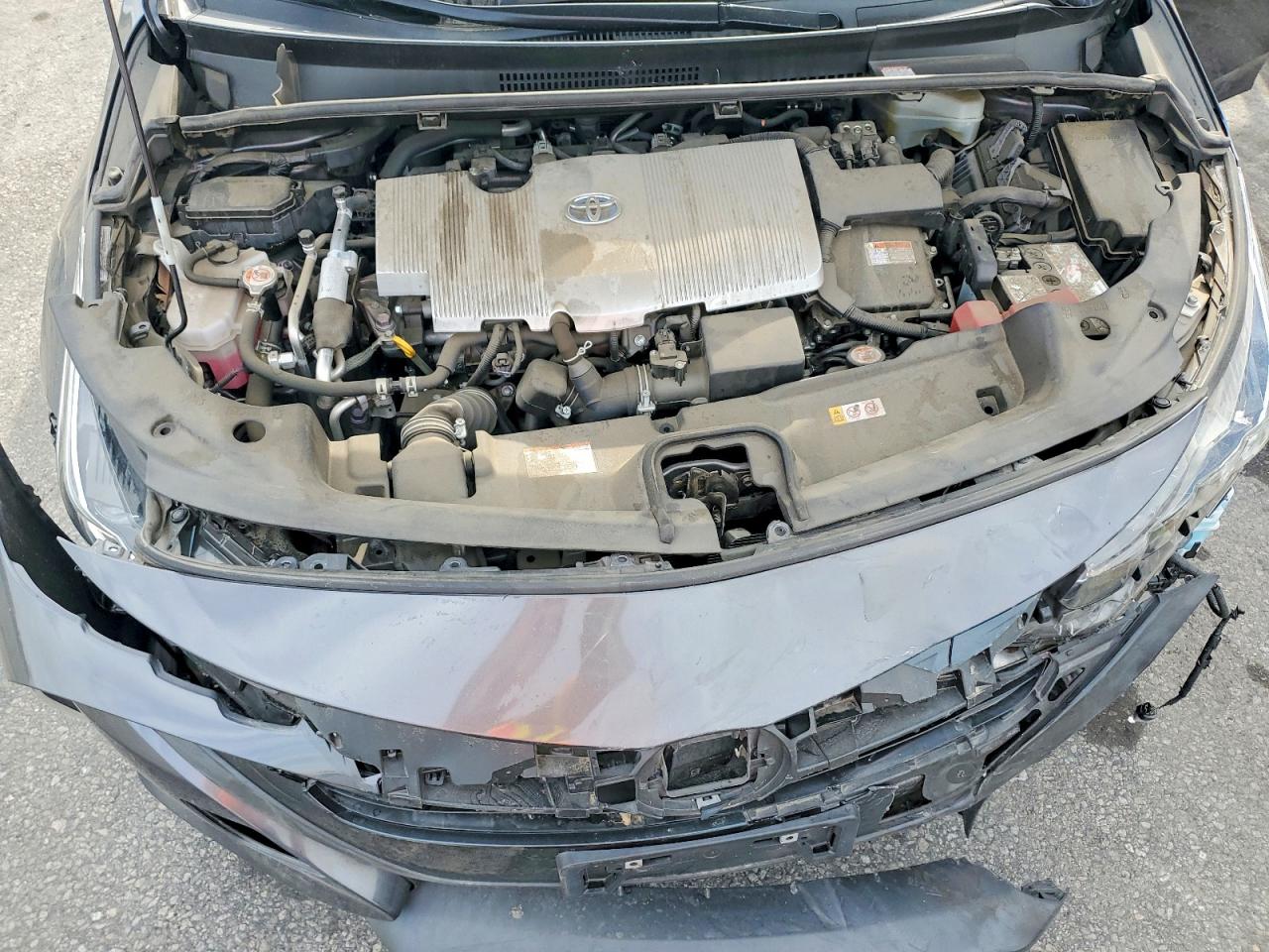 2022 TOYOTA PRIUS