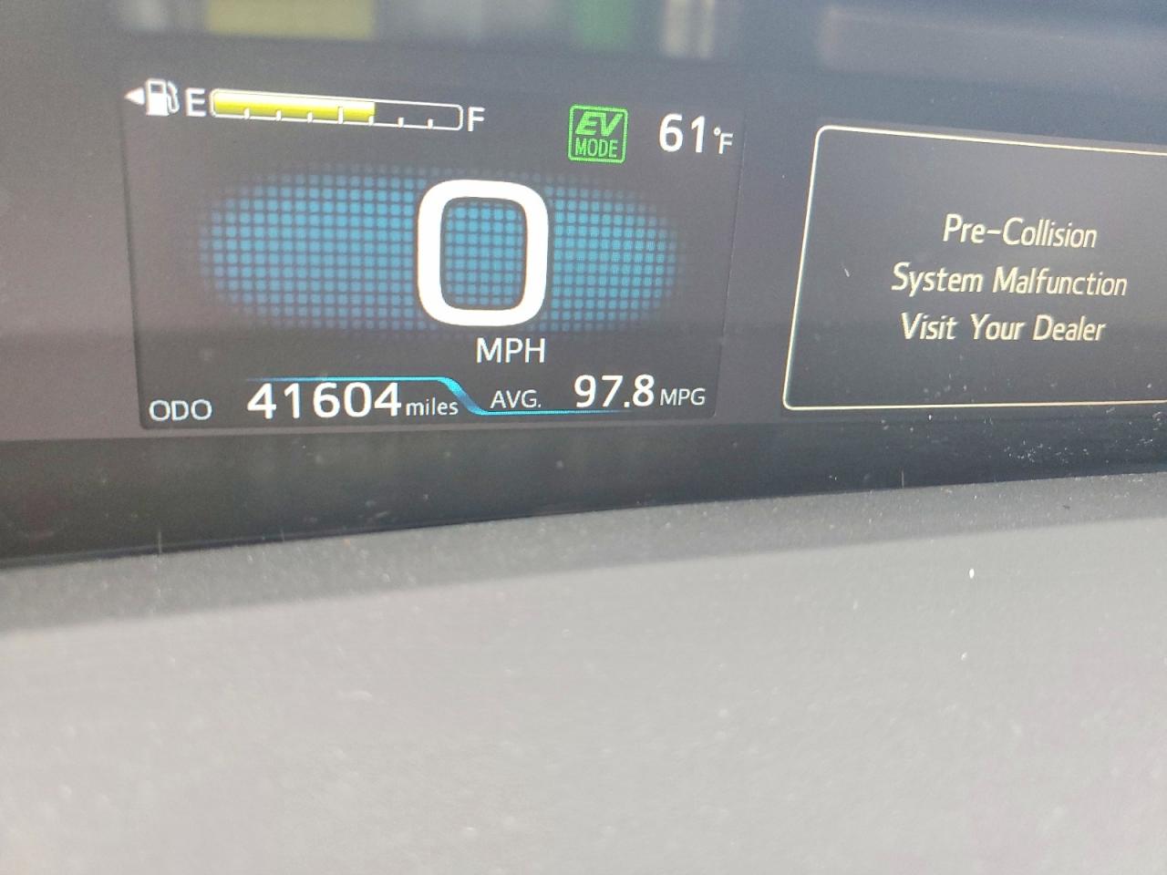 2022 TOYOTA PRIUS