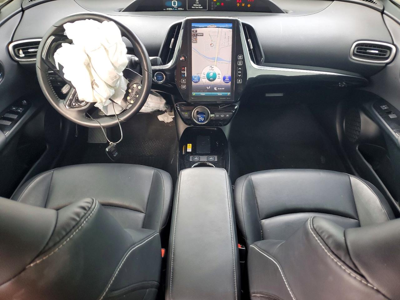 2022 TOYOTA PRIUS