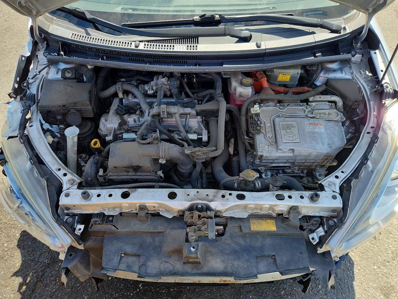 2015 TOYOTA PRIUS