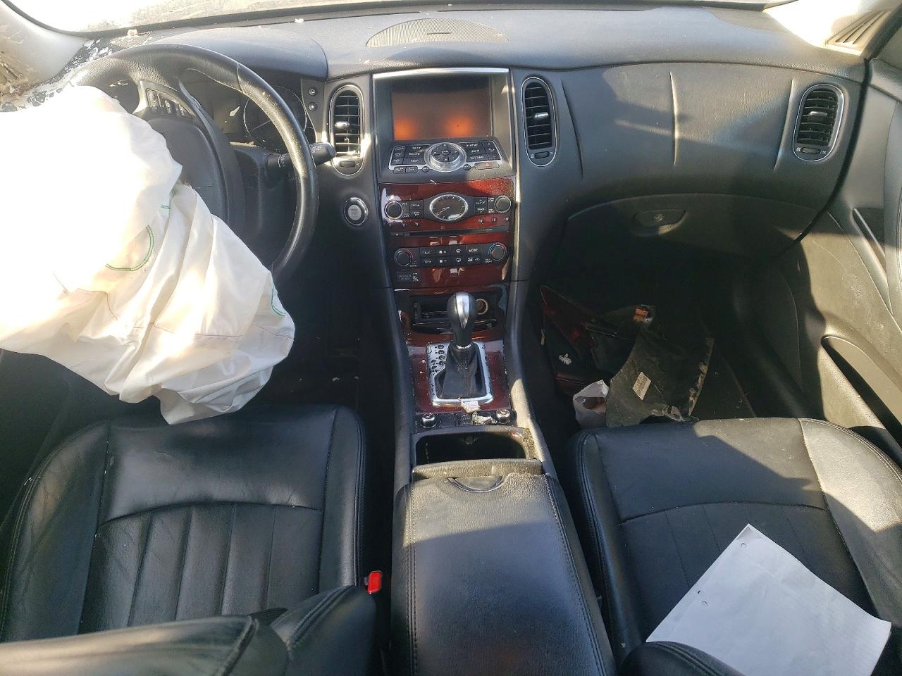 2016 INFINITI QX50