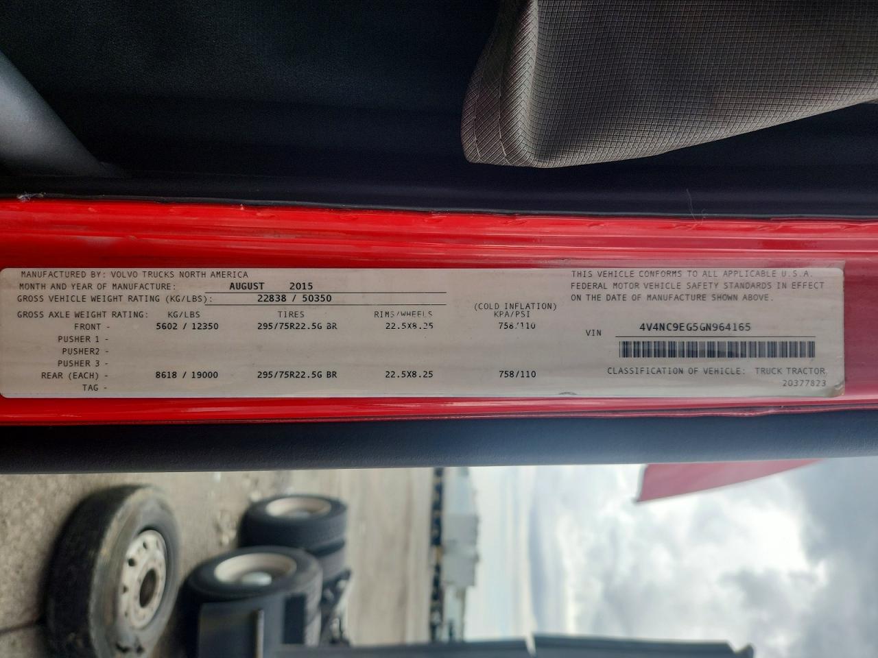 2016 VOLVO VN