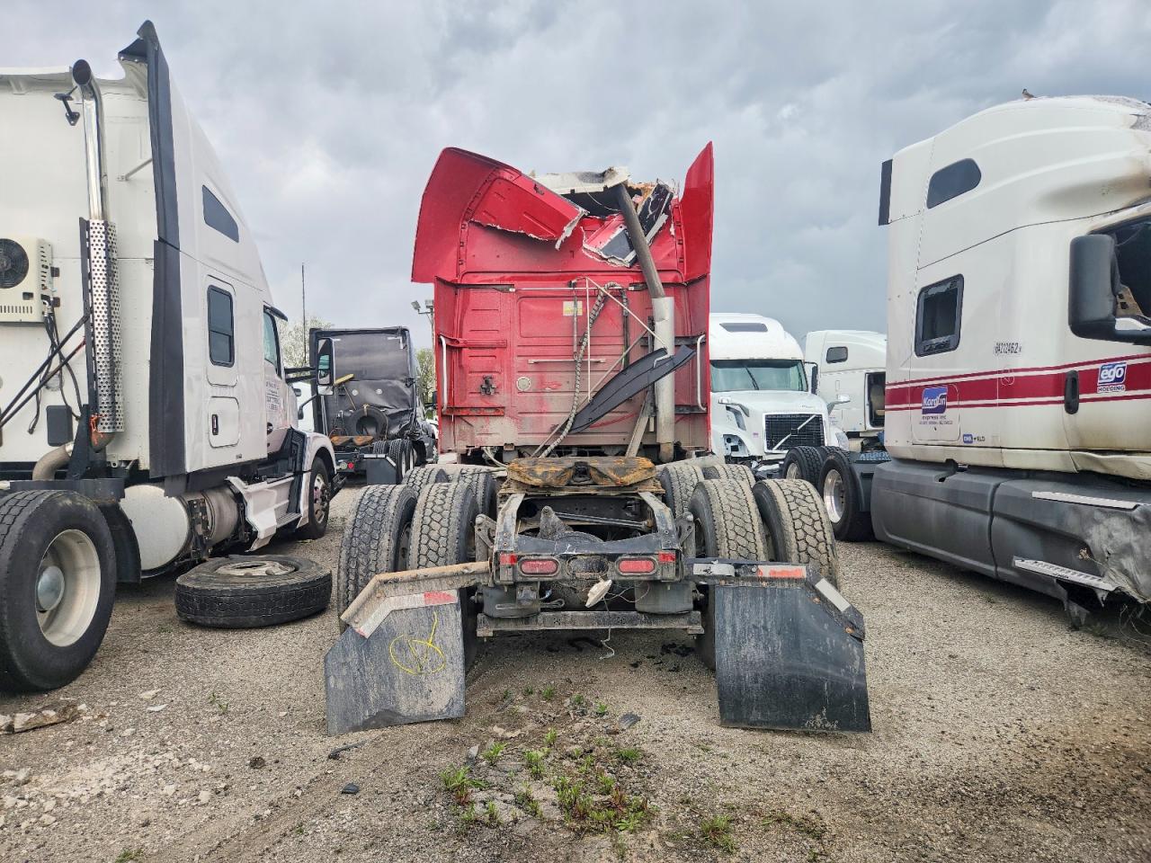 2016 VOLVO VN