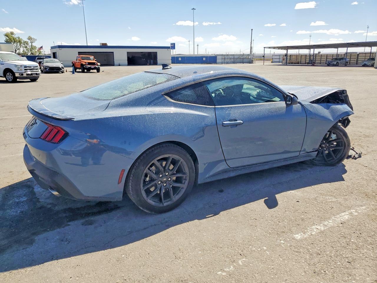 2026 FORD MUSTANG