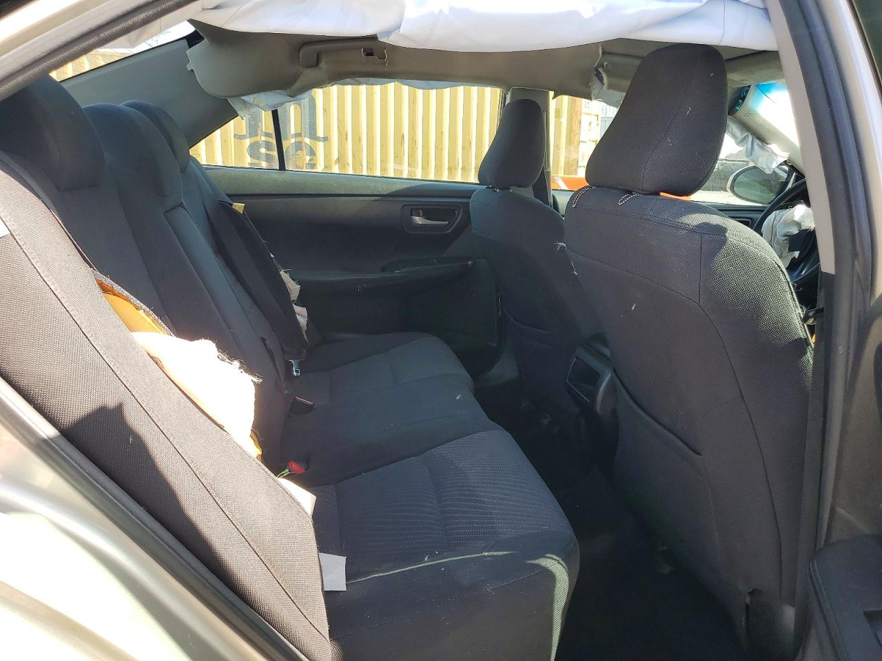 2016 TOYOTA CAMRY