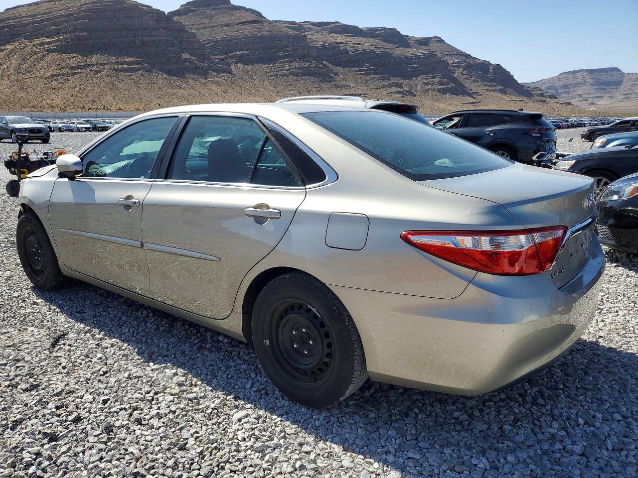 2016 TOYOTA CAMRY