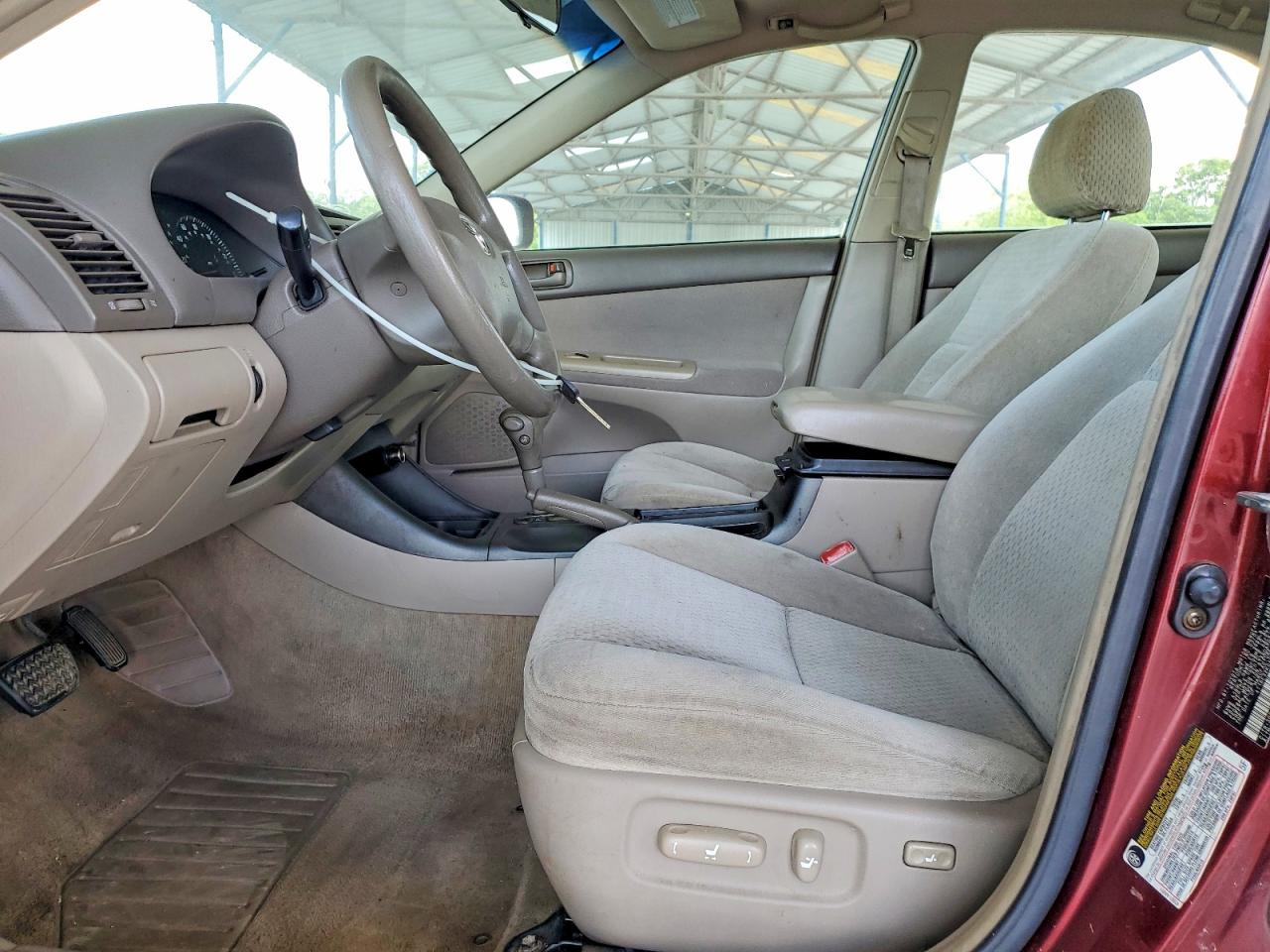 2004 TOYOTA CAMRY