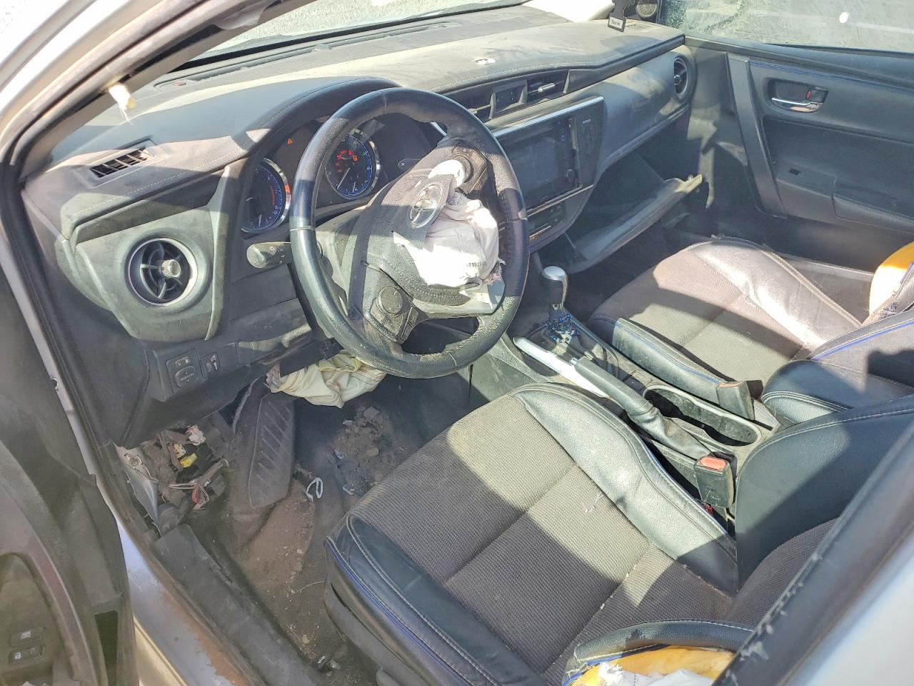 2017 TOYOTA COROLLA