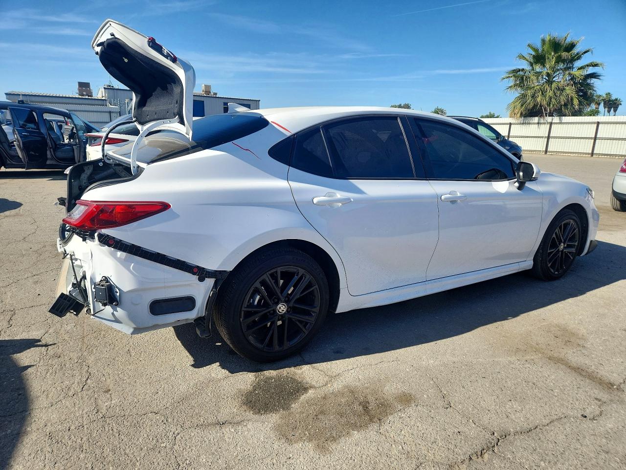 2025 TOYOTA CAMRY