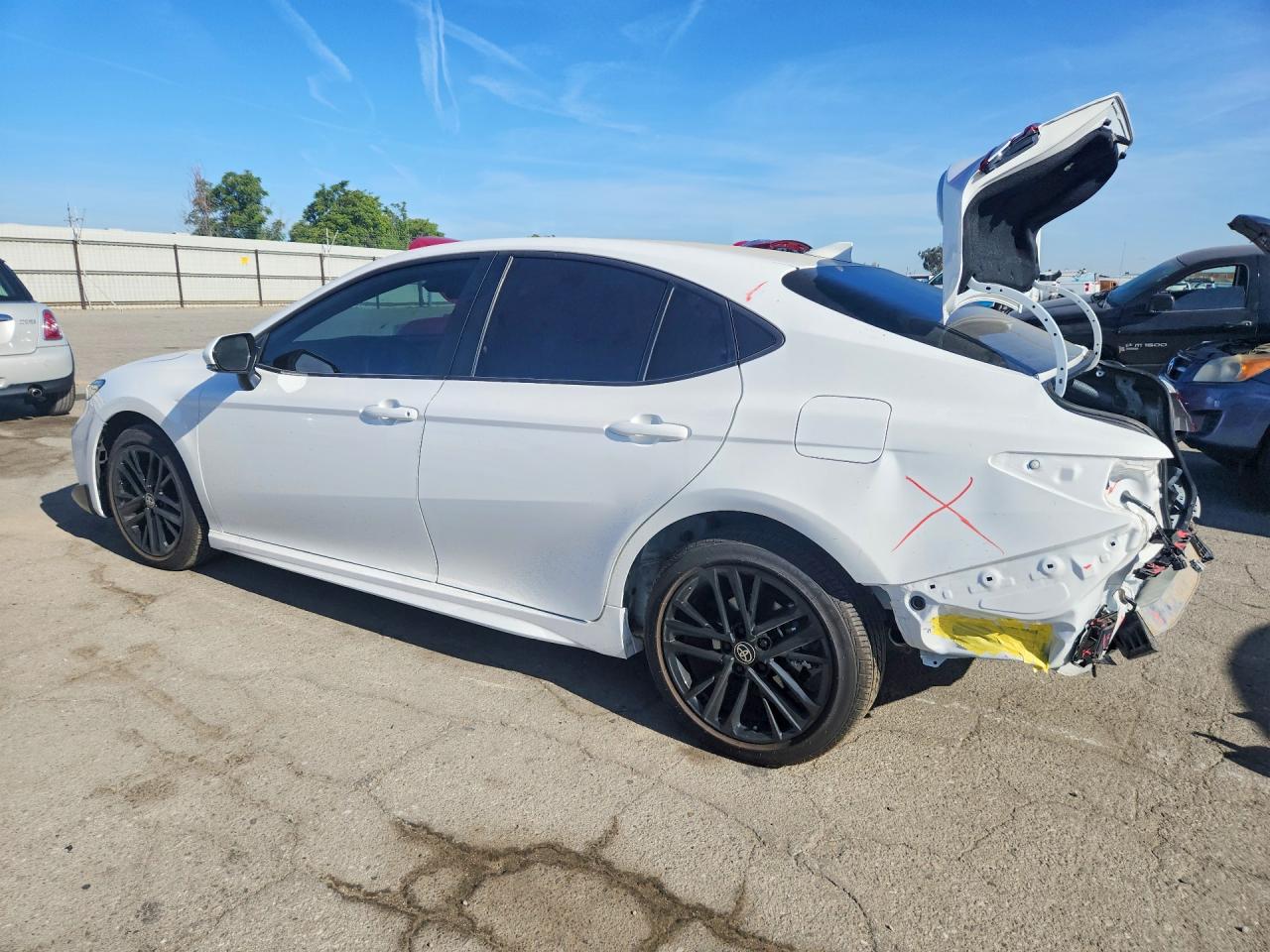 2025 TOYOTA CAMRY