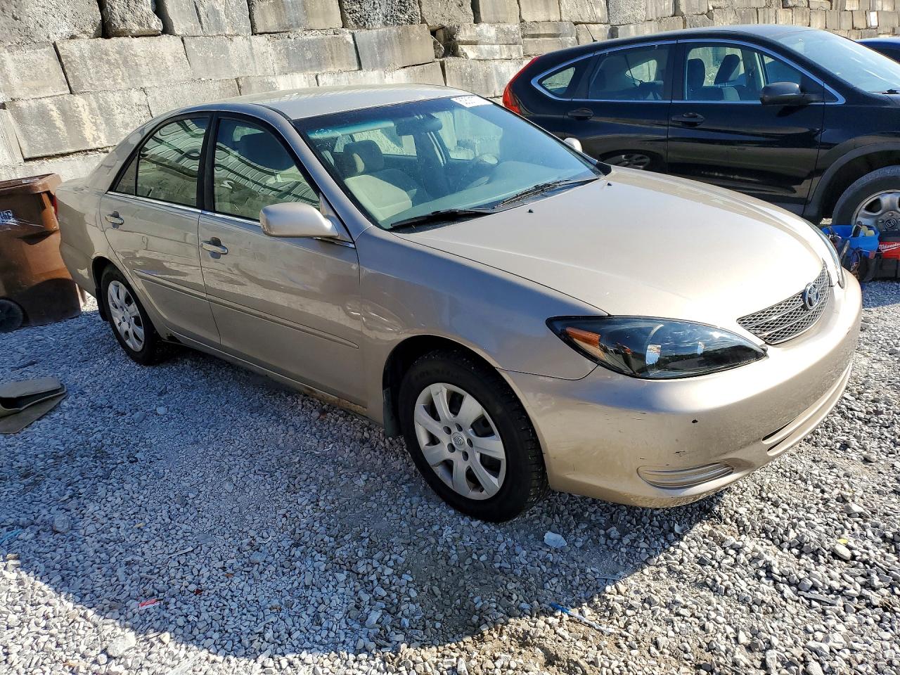 2004 TOYOTA CAMRY