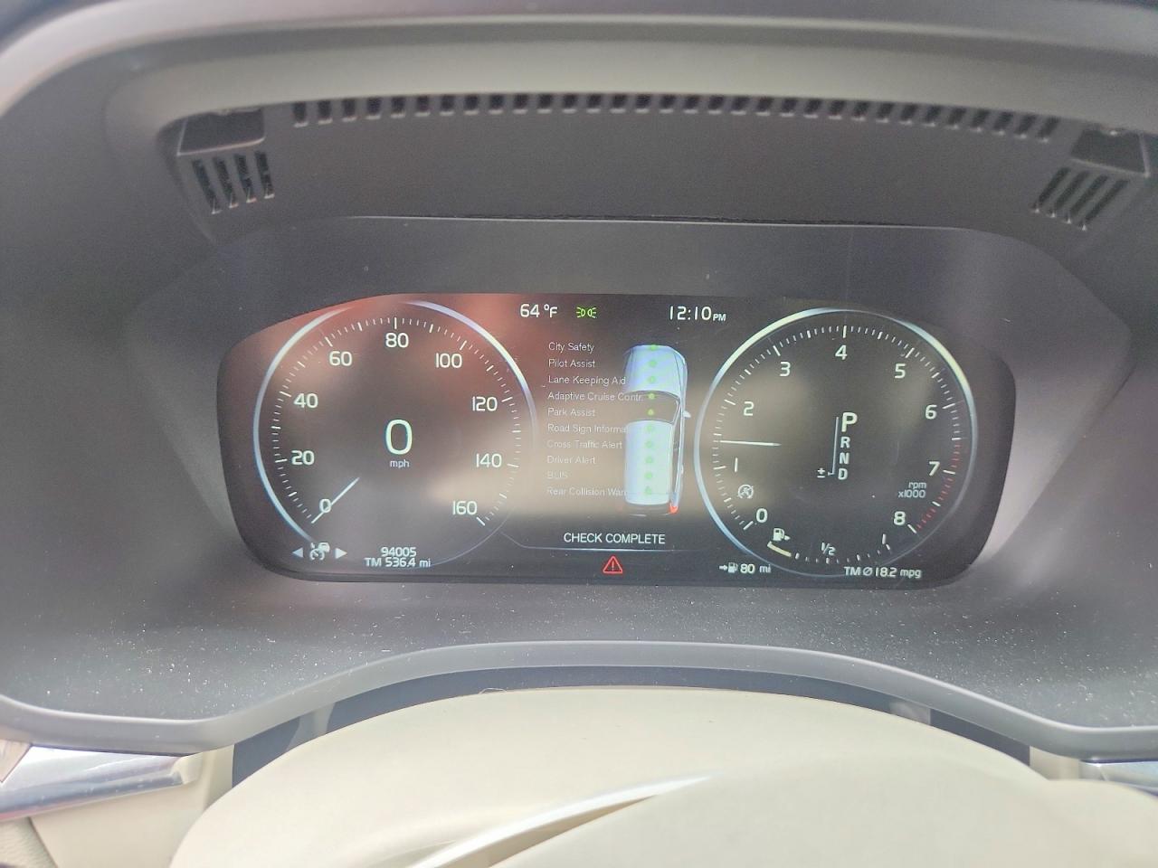 2018 VOLVO XC60