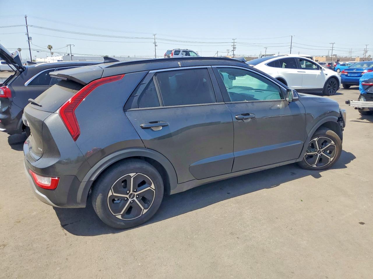 2025 KIA NIRO