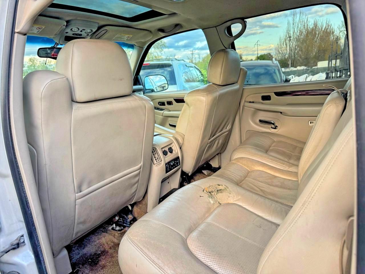 2002 CADILLAC ESCALADE