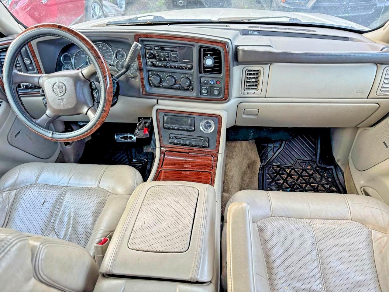 2002 CADILLAC ESCALADE