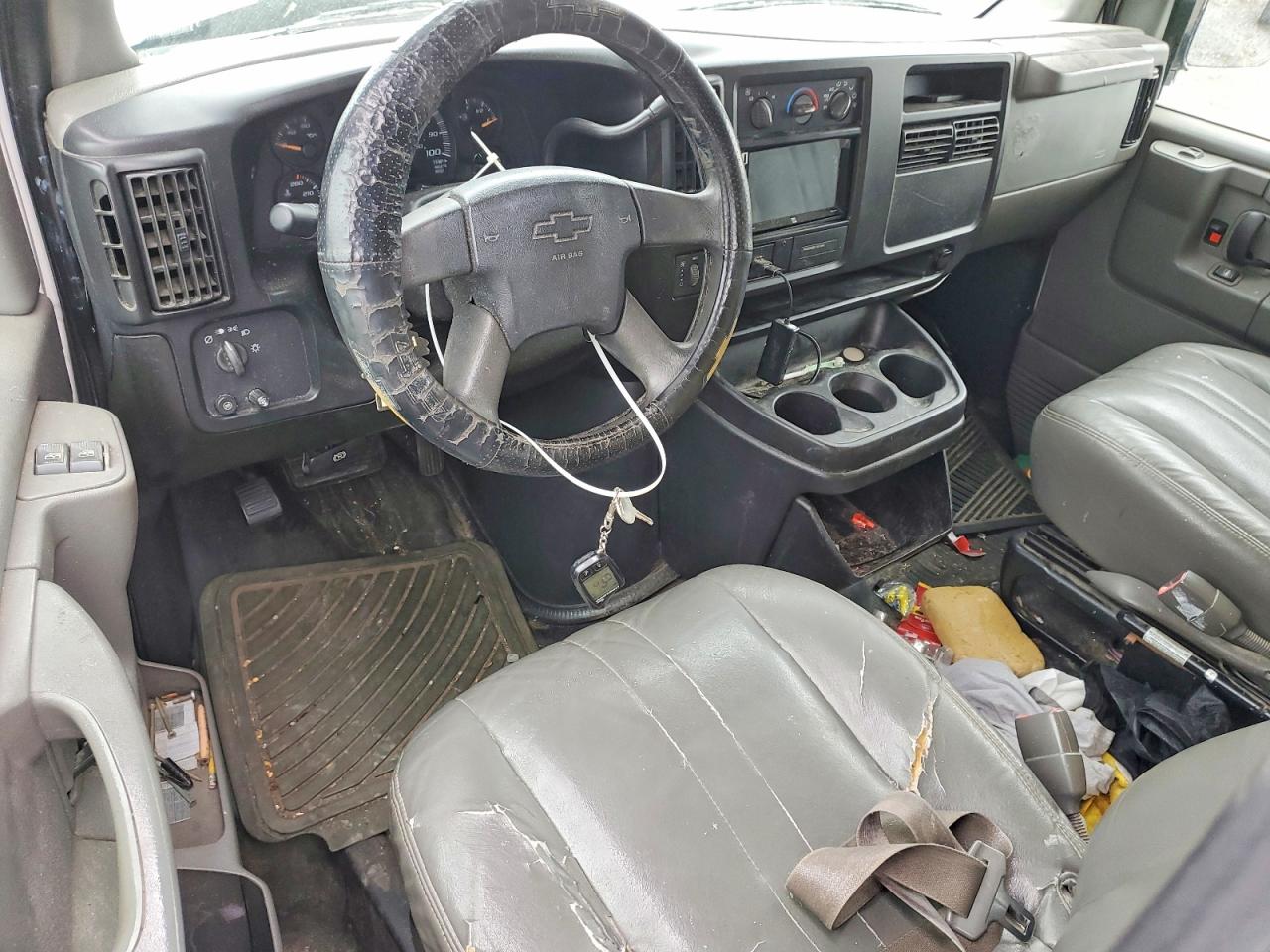 2006 CHEVROLET EXPRESS