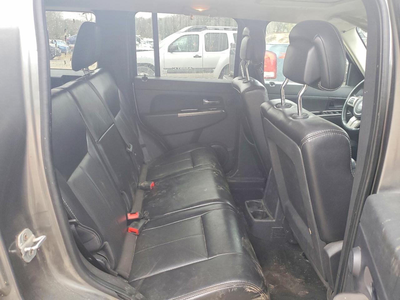 2012 JEEP LIBERTY