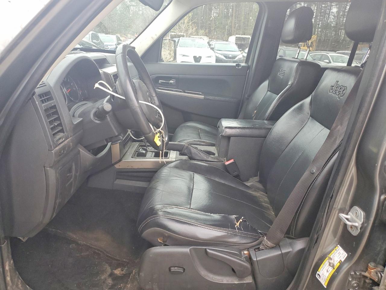 2012 JEEP LIBERTY