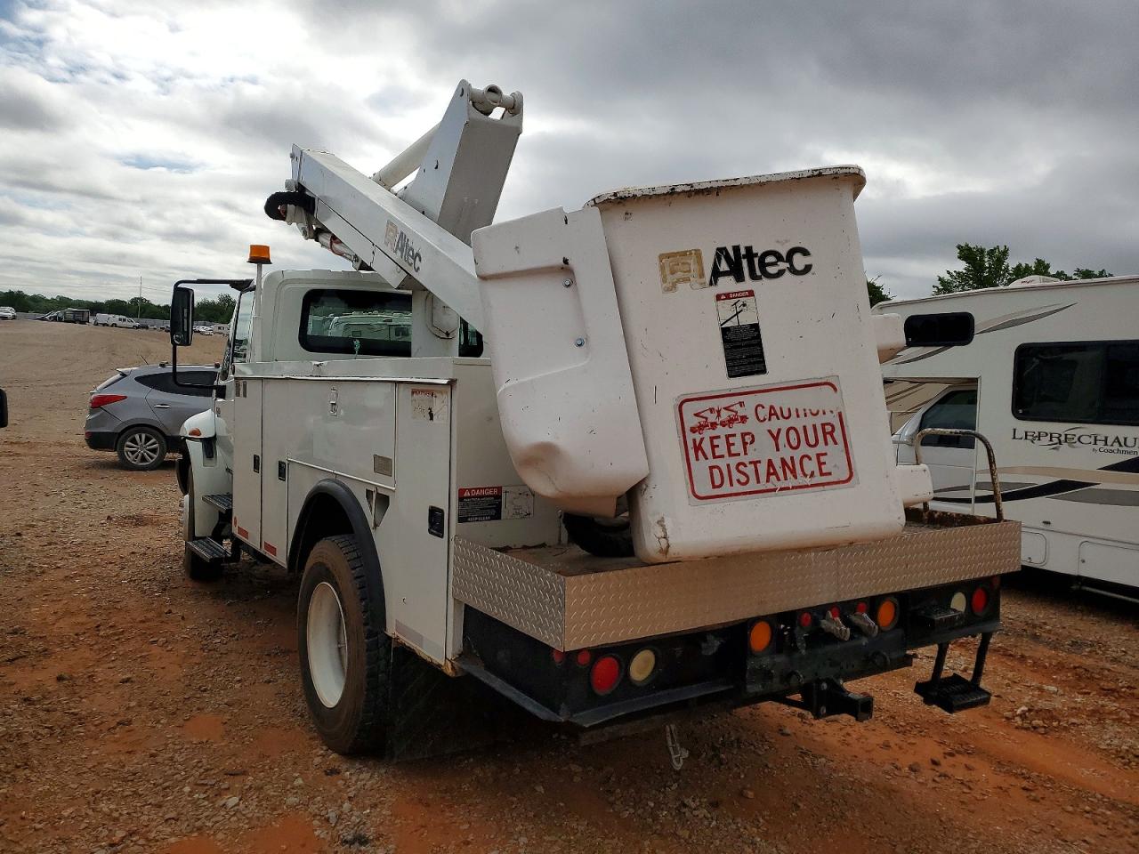 2007 INTERNATIONAL 4000 SERIE