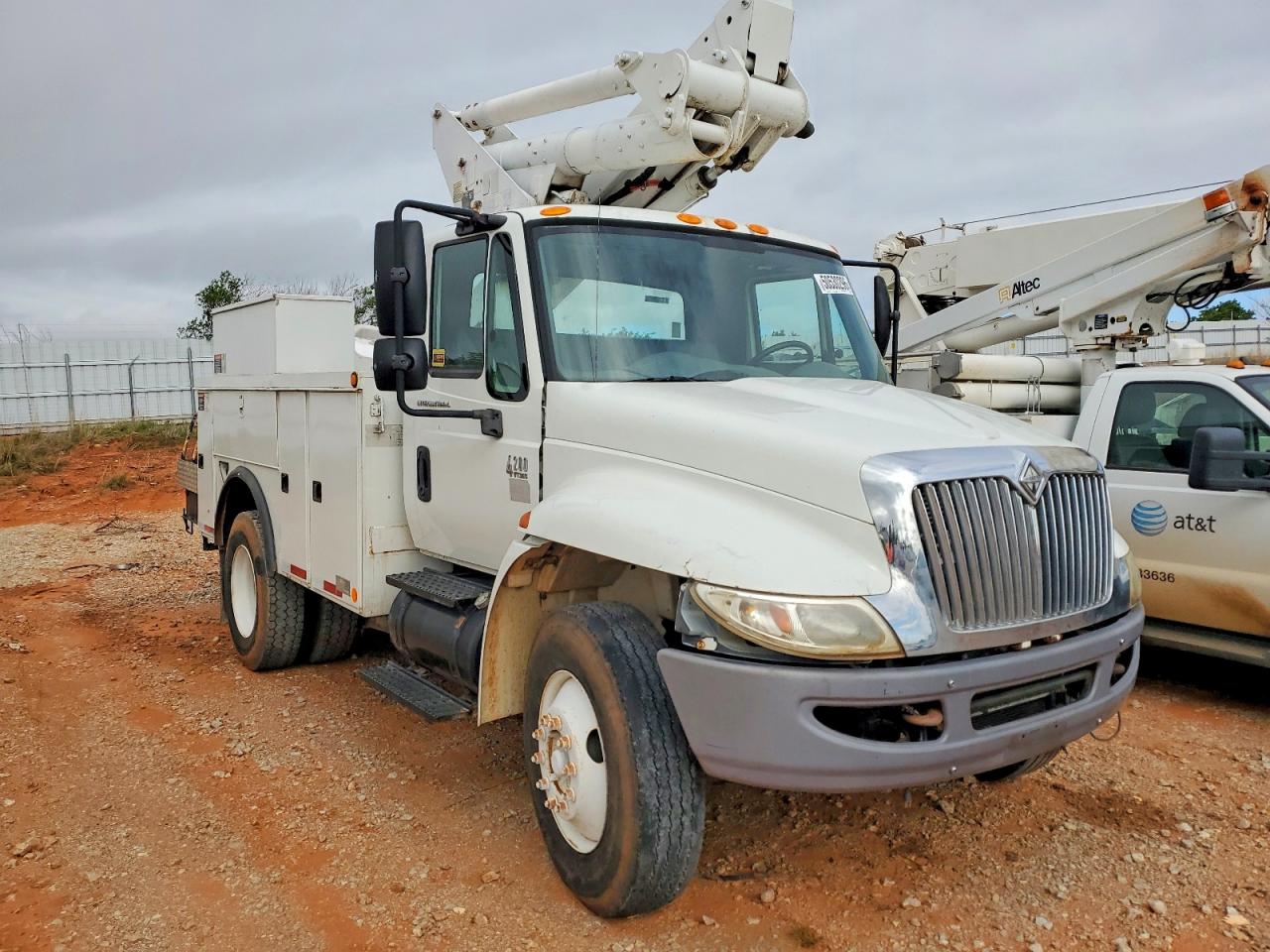 2007 INTERNATIONAL 4000 SERIE