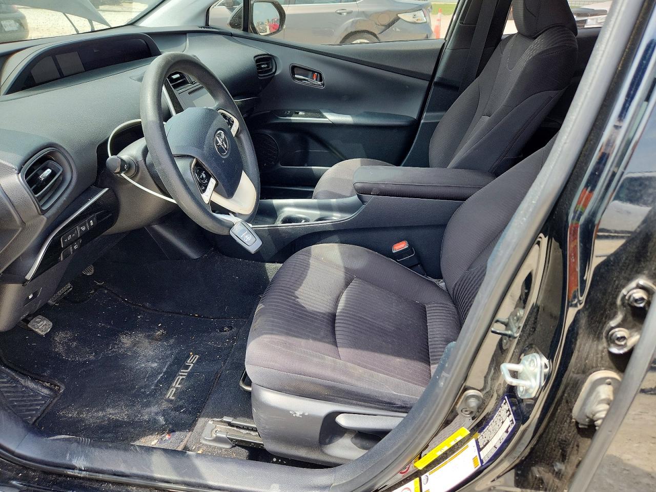 2018 TOYOTA PRIUS