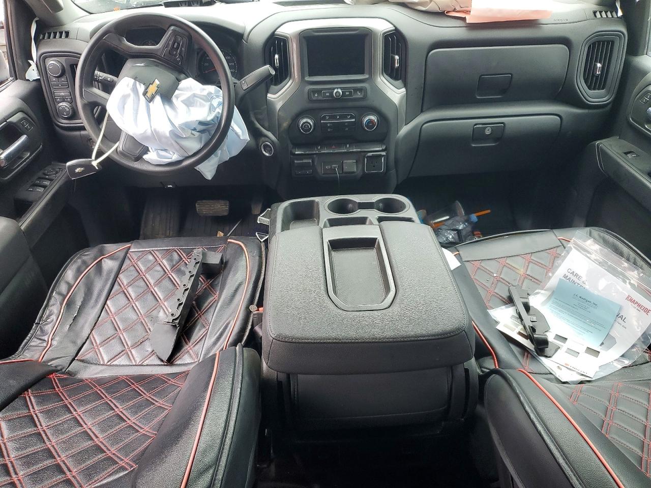 2024 CHEVROLET SILVERADO