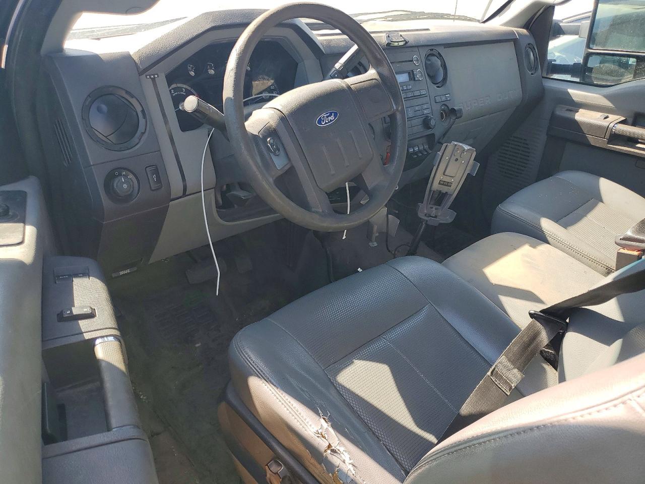 2011 FORD F450