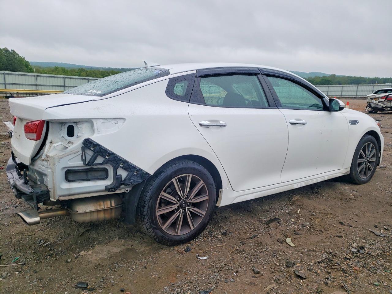 2019 KIA OPTIMA