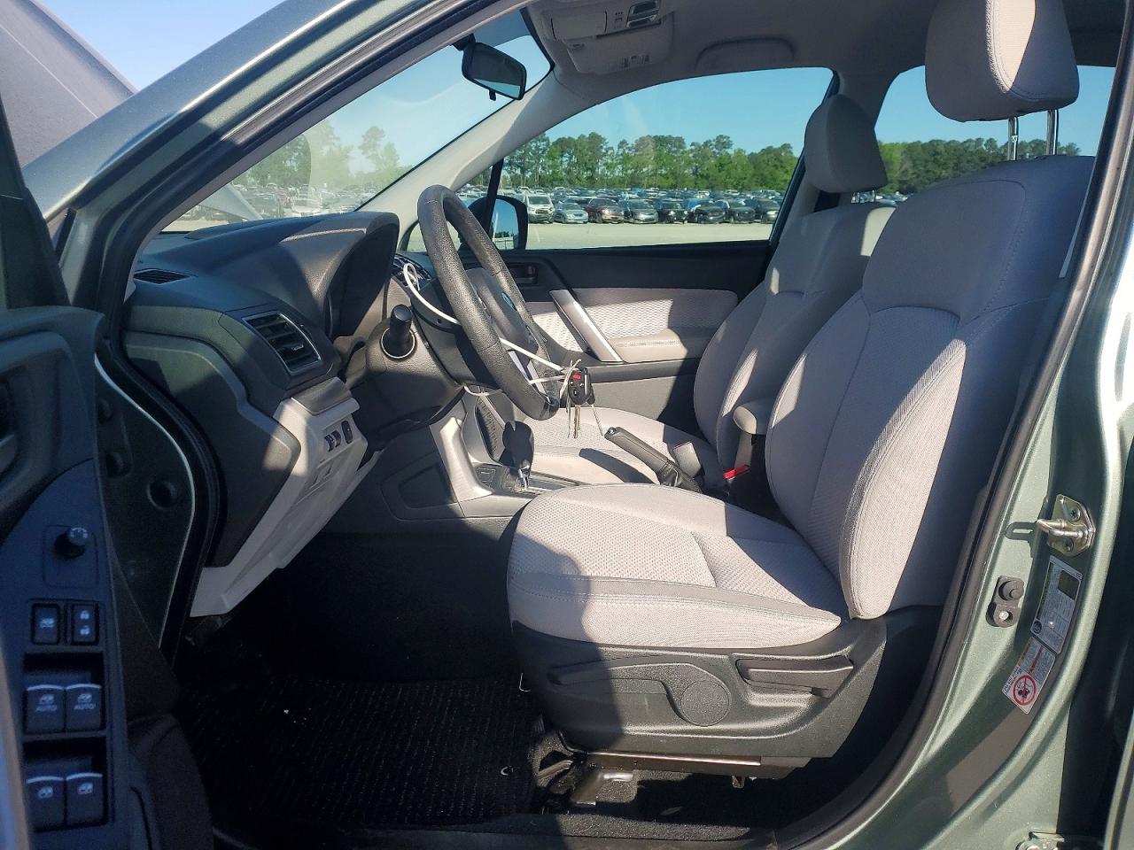 2017 SUBARU FORESTER